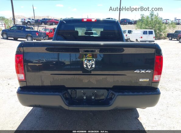 1C6RR7KG7JS286524 2018 RAM 1500 Black 