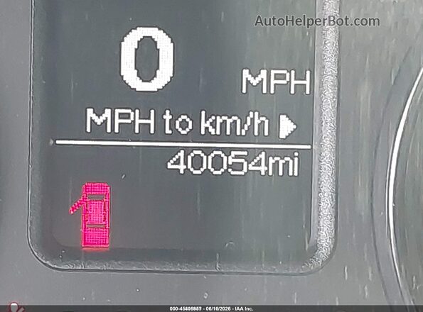 1C6RR7KG7JS300521 2018 RAM 1500 White 
