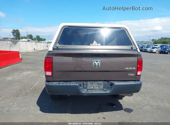 1C6RR7KG7JS306660 2018 RAM 1500 Brown 