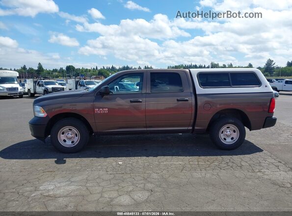 1C6RR7KG7JS306660 2018 RAM 1500 Brown 360 interior view