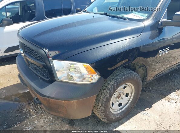 1C6RR7KG8JS306747 2018 RAM 1500 Black Front view