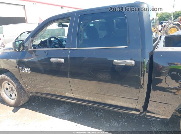 1C6RR7KG8JS306747 2018 RAM 1500 Black 360 interior view
