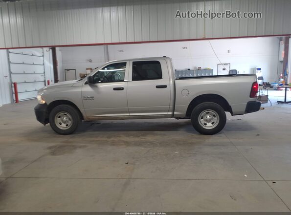 1C6RR7KG8JS306750 2018 RAM 1500 White Панорамний вид салону 360°