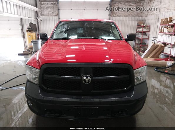 1C6RR7KG9JS293121 2018 RAM 1500 Red Instrument cluster view