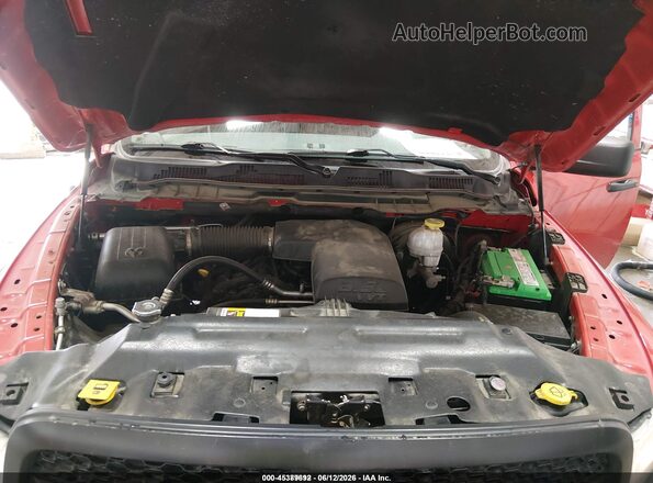 1C6RR7KG9JS293121 2018 RAM 1500 Red Rear view