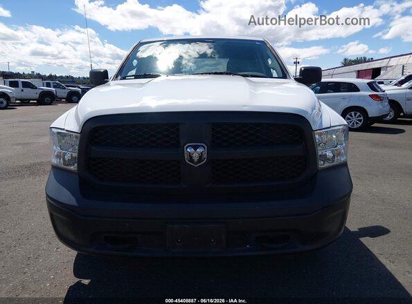 1C6RR7KG9JS300519 2018 RAM 1500 White ხელსაწყოთა პანელის ხედი