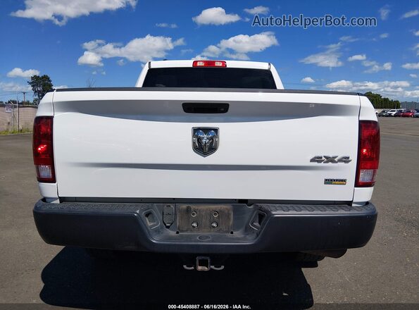 1C6RR7KG9JS300519 2018 RAM 1500 White 