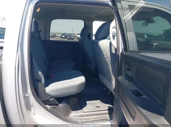 1C6RR7KG9JS306580 2018 RAM 1500 Silver VIN კოდის სტიკერის ხედი