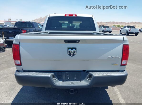1C6RR7KG9JS306580 2018 RAM 1500 Silver 