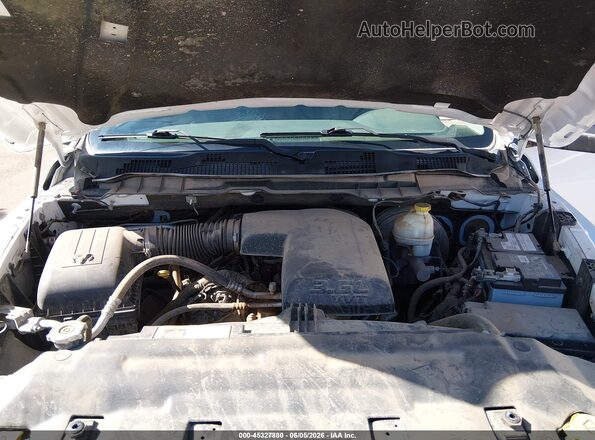 1C6RR7KGXGS353867 2016 RAM 1500 White Rear view