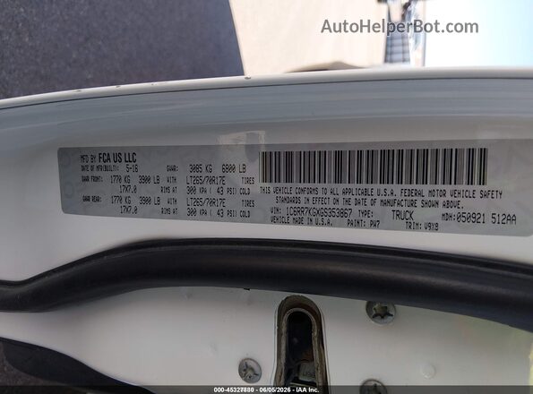 1C6RR7KGXGS353867 2016 RAM 1500 White Engine compartment view