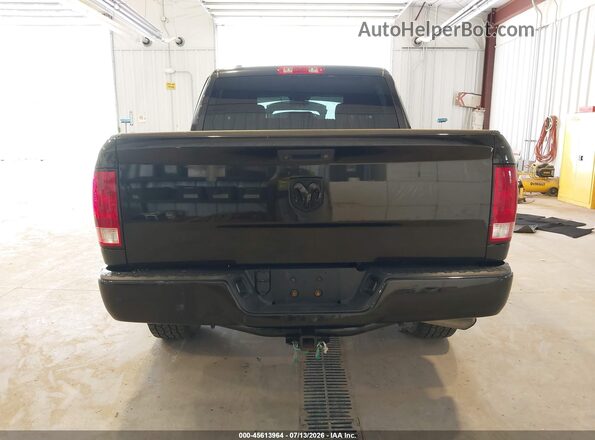 1C6RR7KGXJS230996 2018 RAM 1500 Black 