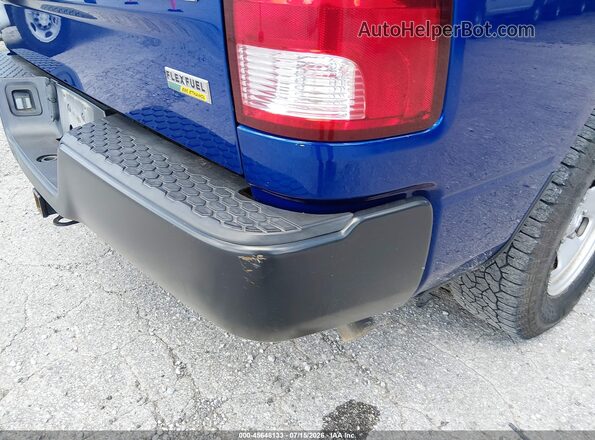 1C6RR7KGXJS291524 2018 RAM 1500 Blue 360 interior view