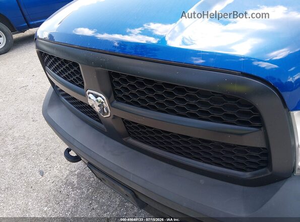 1C6RR7KGXJS291524 2018 RAM 1500 Blue Instrument cluster view