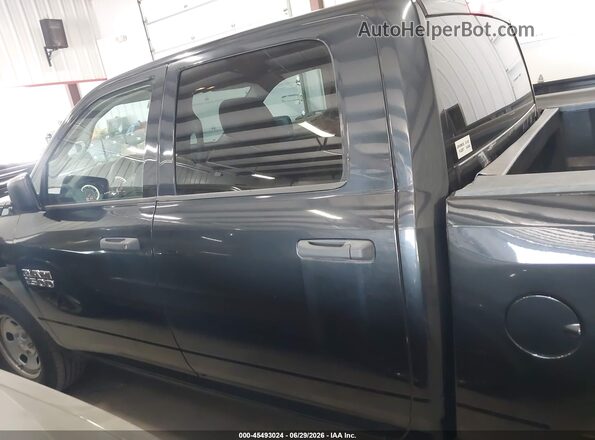 1C6RR7KGXJS306748 2018 RAM 1500 Black 360 interior view