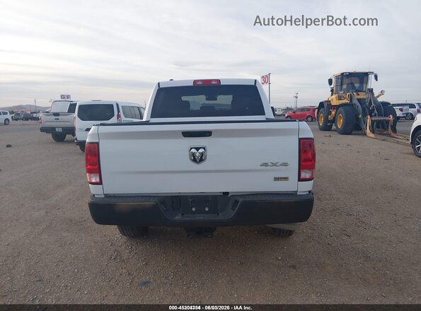1C6RR7KGXJS315854 2018 RAM 1500 White Instrument cluster view