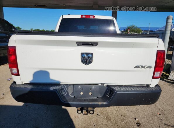 1C6RR7KM2JS303462 2018 RAM 1500 White Vista trasera