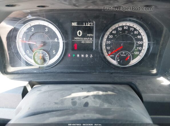 1C6RR7KM5HS761314 2017 RAM 1500 Серебряный Вид задних сидений