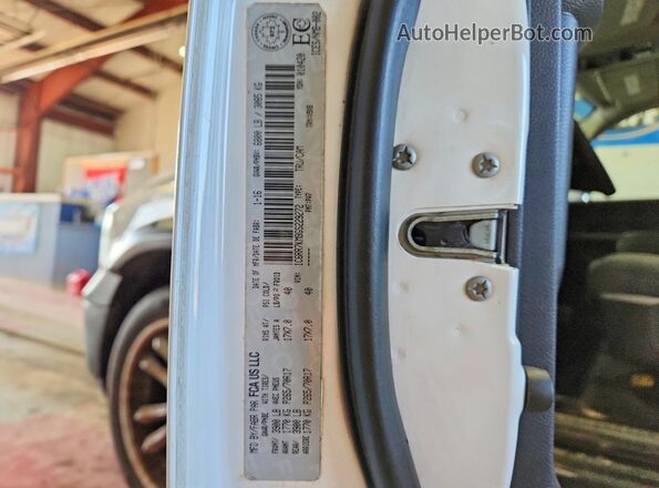 1C6RR7KM9GS229272 2016 RAM 1500 White Engine compartment view