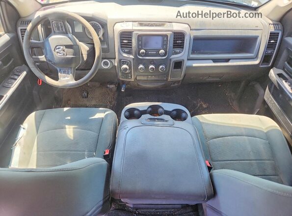 1C6RR7KT1GS111272 2016 RAM 1500 Белый Вид панели приборов