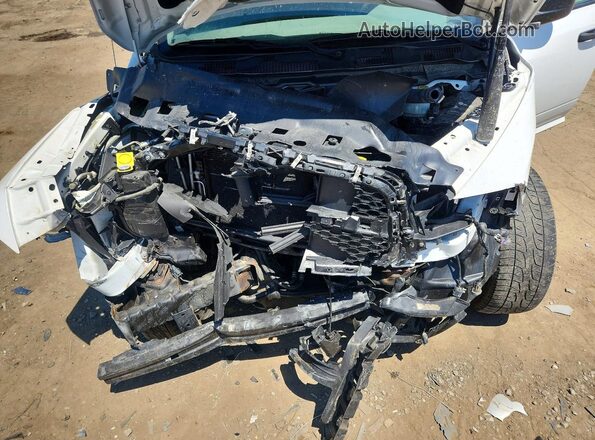 1C6RR7KT1GS111272 2016 RAM 1500 Белый Вид задней части салона