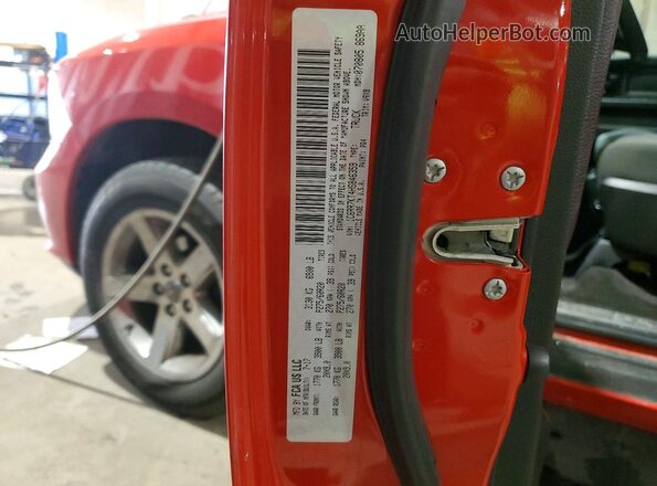 1C6RR7KT4HS846359 2017 RAM 1500 Red Widok komory silnika