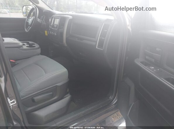 1C6RR7KT6GS285192 2016 RAM 1500 Gray Вид салону спереду