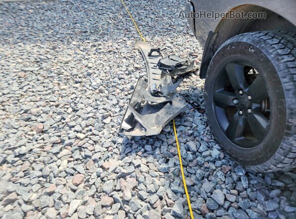 1C6RR7KT6LS132807 2020 RAM 1500 Silver ძრავის განყოფილების ხედი