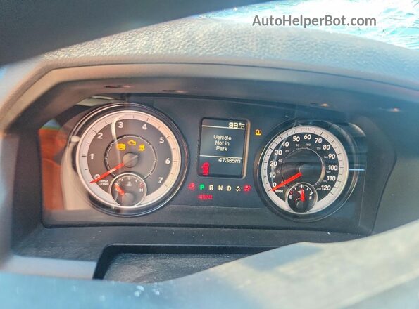 1C6RR7KT6LS132807 2020 RAM 1500 Silver ხელსაწყოთა პანელის ხედი