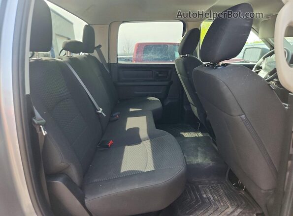 1C6RR7KT6LS132807 2020 RAM 1500 Silver უკანა სავარძლების ხედი