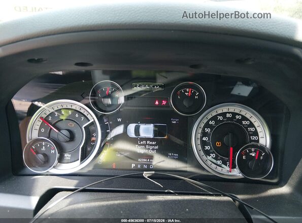 1C6RR7LG4HS530932 2017 RAM 1500 Blue Vista de los asientos traseros