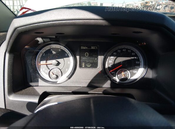 1C6RR7LG4HS568063 2017 RAM 1500 Белый Вид задних сидений