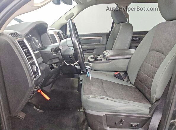 1C6RR7LG5GS391912 2016 RAM 1500 Black Widok wnętrza z przodu