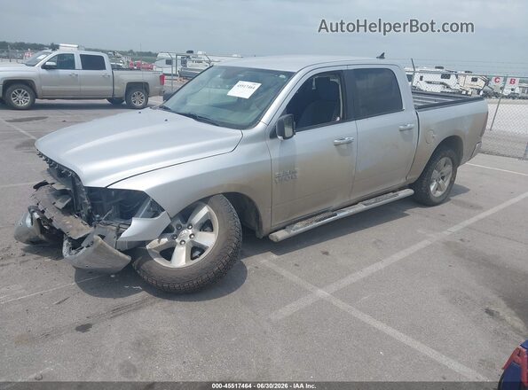 1C6RR7LG5HS681844 2017 RAM 1500 Silver Przód lewy