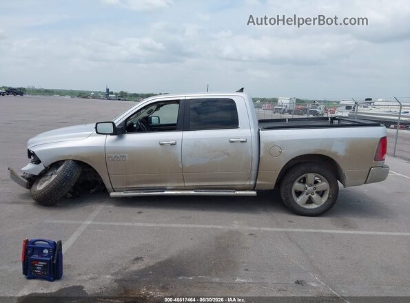 1C6RR7LG5HS681844 2017 RAM 1500 Silver 