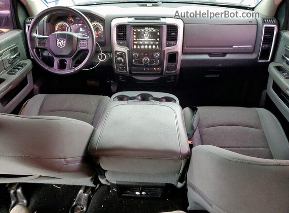 1C6RR7LG8GS340047 2016 RAM 1500 Black Vista del salpicadero