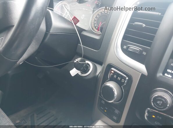 1C6RR7LG9JS268931 2018 RAM 1500 Black Dashboard view