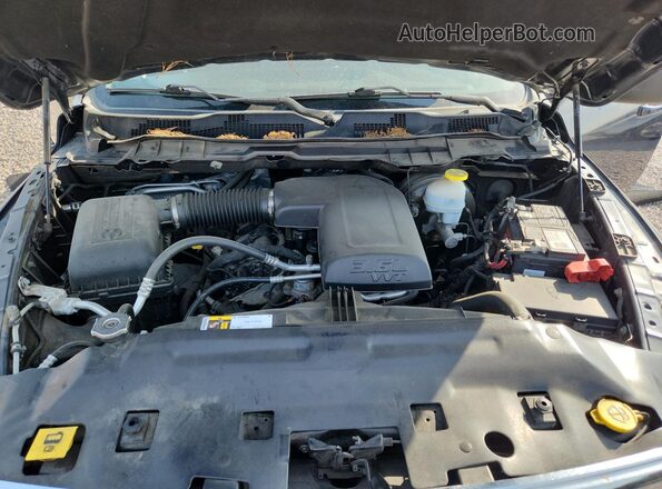 1C6RR7LGXMS535904 2021 RAM 1500 Blue Widok wnętrza z tyłu