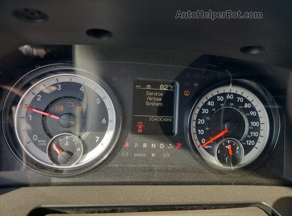 1C6RR7LGXMS535904 2021 RAM 1500 Blue Widok zestawu wskaźników