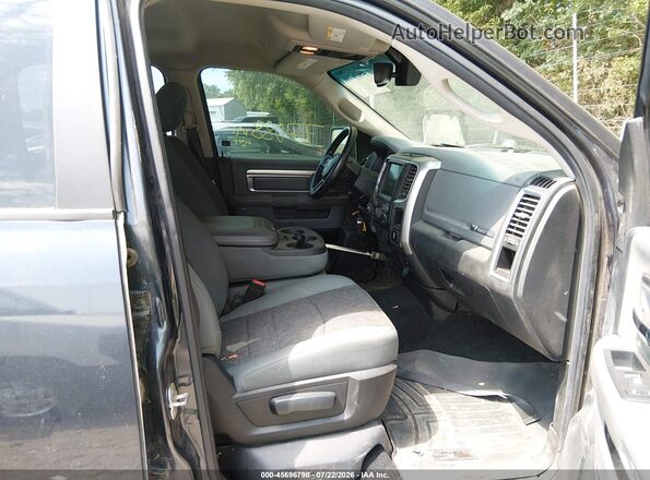 1C6RR7LM9HS877307 2017 RAM 1500 Dark Blue Widok wnętrza z przodu