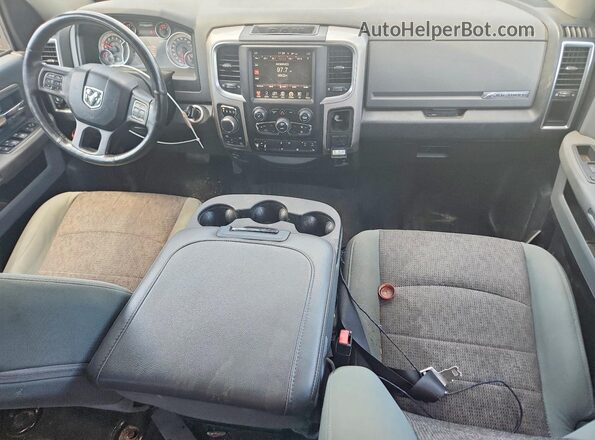 1C6RR7LMXGS239257 2016 RAM 1500 Blue Вид панелі приладів