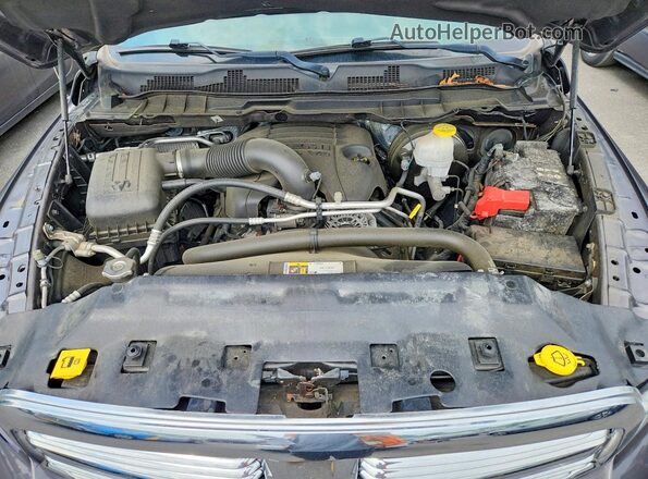 1C6RR7LT0JS284755 2018 RAM 1500 Gray Rear interior view