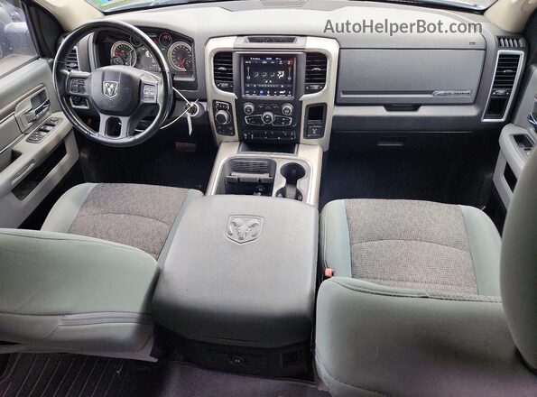 1C6RR7LT0JS284755 2018 RAM 1500 Gray Dashboard view