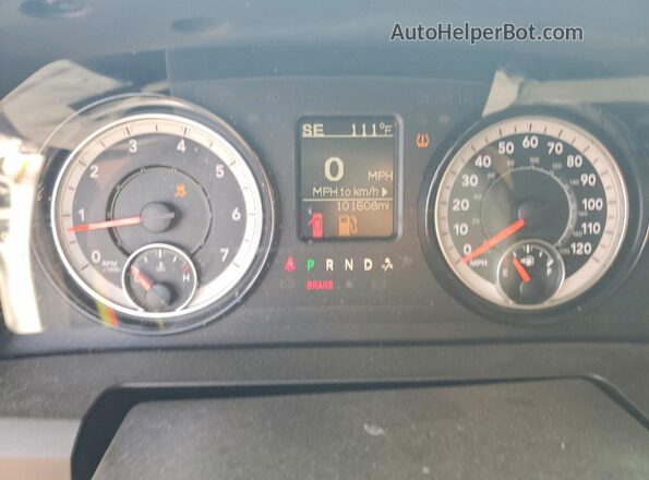 1C6RR7LT0LS155613 2020 RAM 1500 White ხელსაწყოთა პანელის ხედი