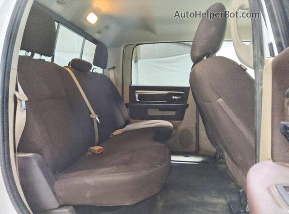 1C6RR7LT2JS161507 2018 RAM 1500 White Вид задніх сидінь