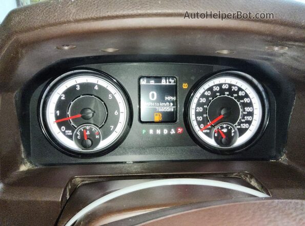 1C6RR7LT2JS161507 2018 RAM 1500 White Вид щитка приладів
