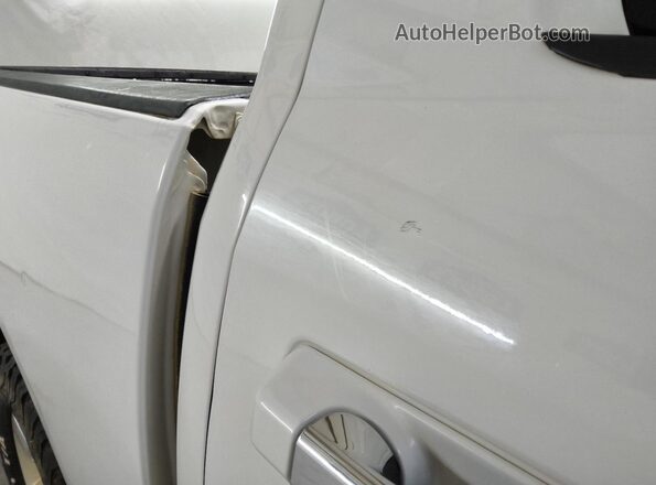1C6RR7LT2JS161507 2018 RAM 1500 White 