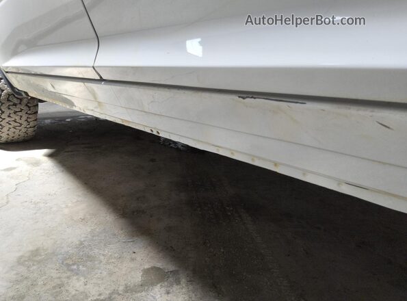 1C6RR7LT2JS161507 2018 RAM 1500 White 