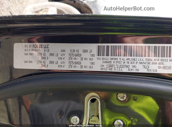 1C6RR7LT2JS337942 2018 RAM 1500 Черный Вид подкапотного пространства