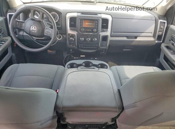 1C6RR7LT2KS672510 2019 RAM 1500 White Widok deski rozdzielczej